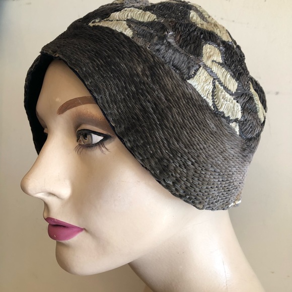 Cloche Hat, 1920’s velour and metallic thread. main image 9